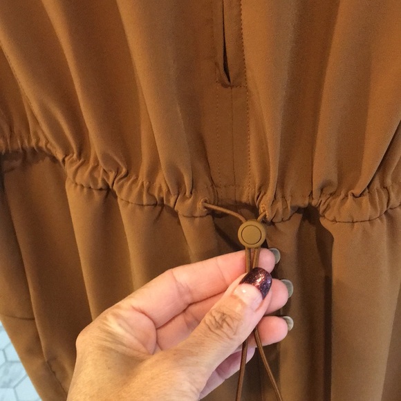 lululemon stretch travel woven jumpsuit - Picture 5 of 14